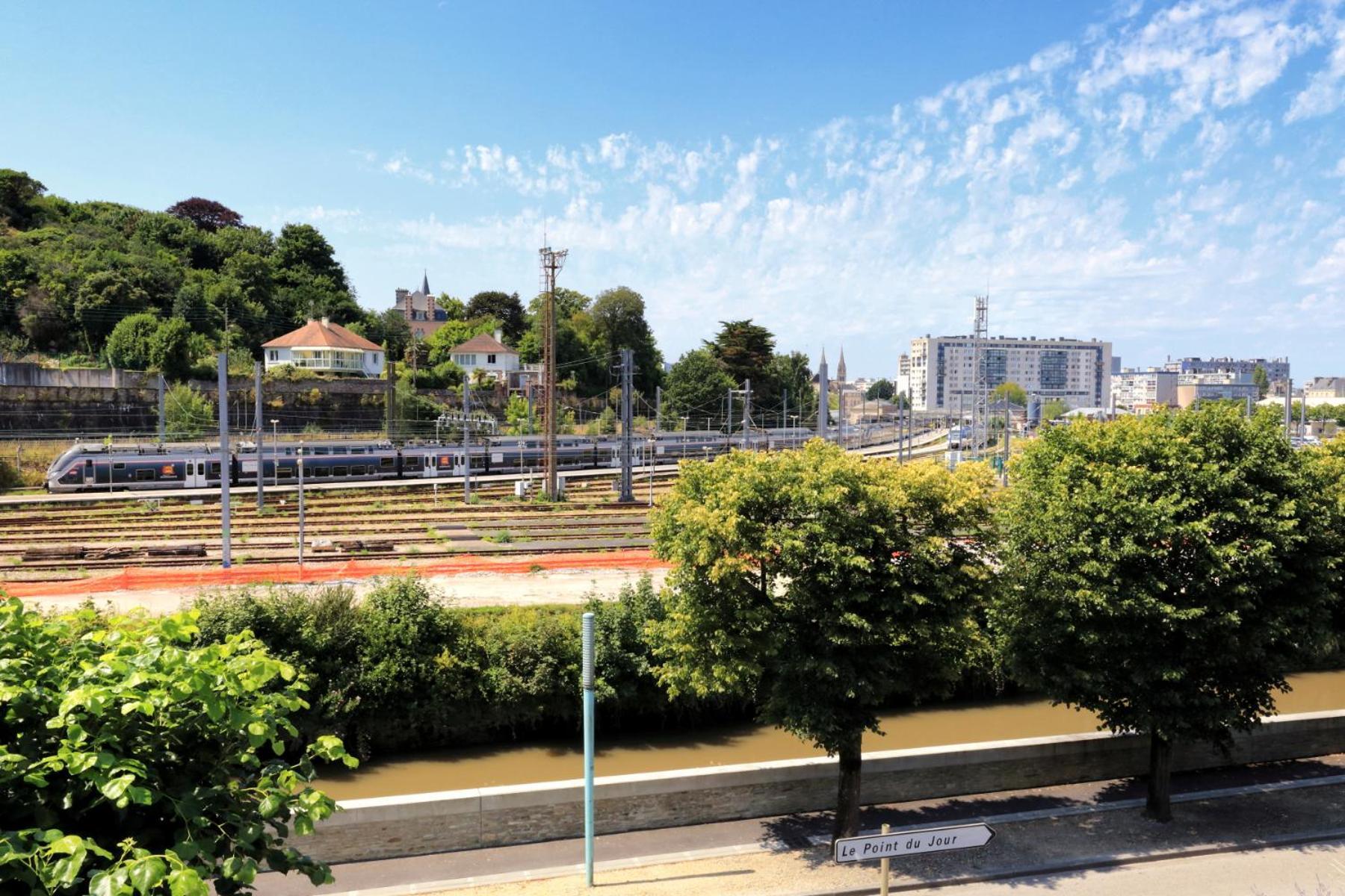 Le Logis Du Parc-Second Souffle-Cherbourg ภายนอก รูปภาพ