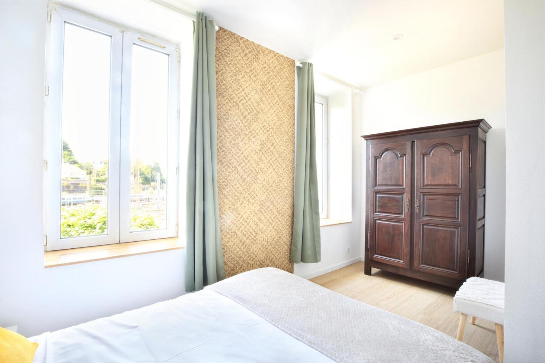 Le Logis Du Parc-Second Souffle-Cherbourg ภายนอก รูปภาพ